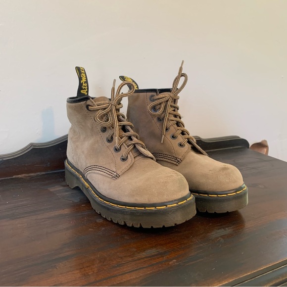 Made in England Suede Dr. Martens size 7 - Picture 2 of 11